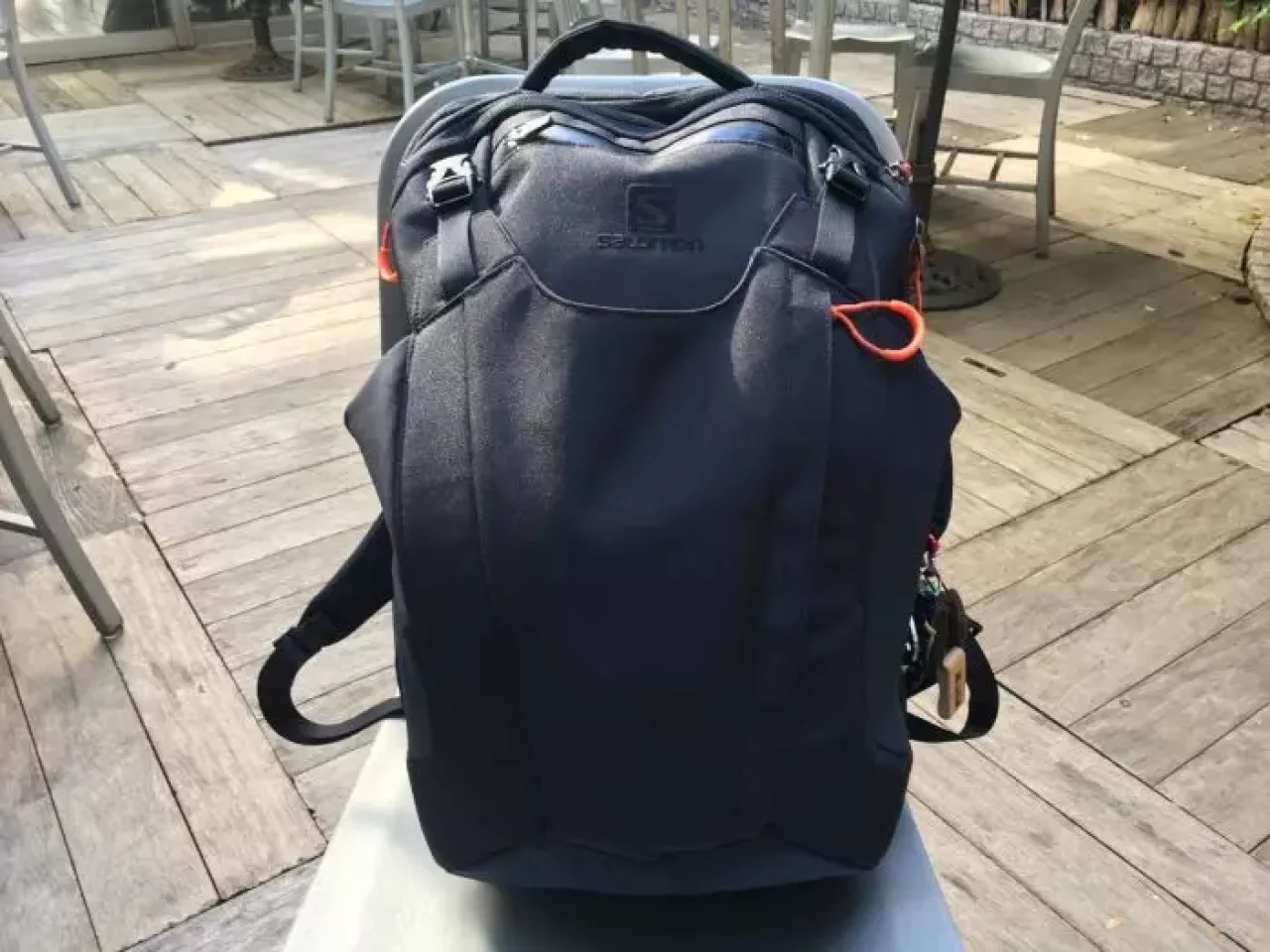 サロモン エクスプローラー