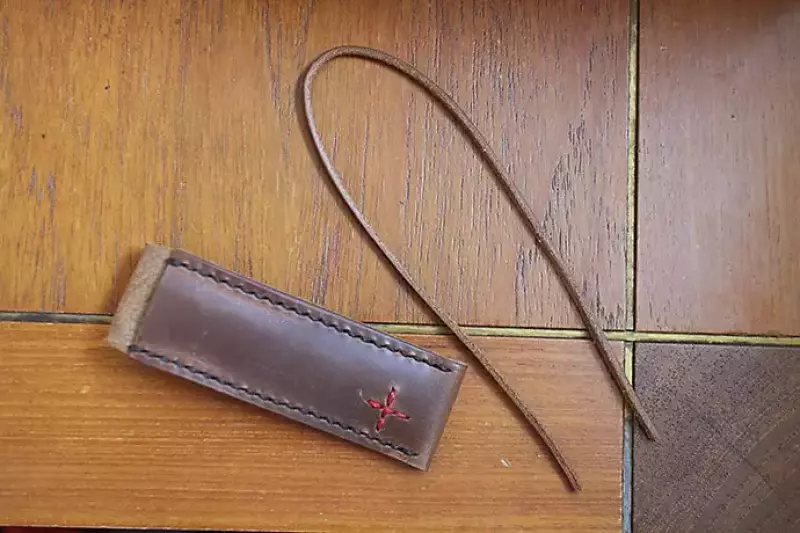 スイスアドバンスのポケットナイフ『CRONO』のケース