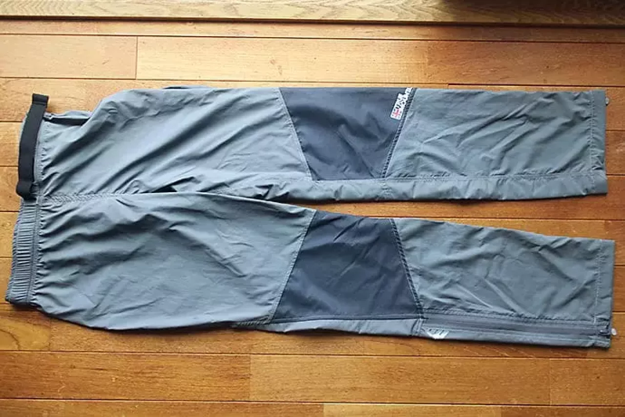 トゥルーマウンテン トライツ