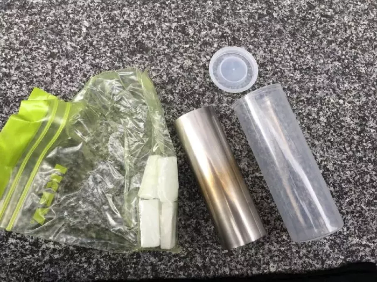 風防と固形燃料