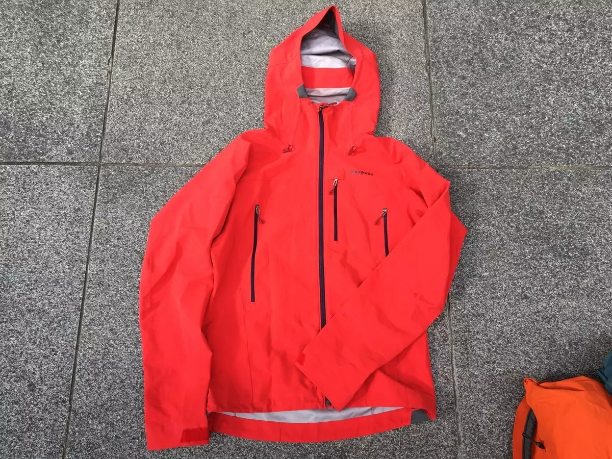 パタゴニア ナイフブレード 面白いウェア