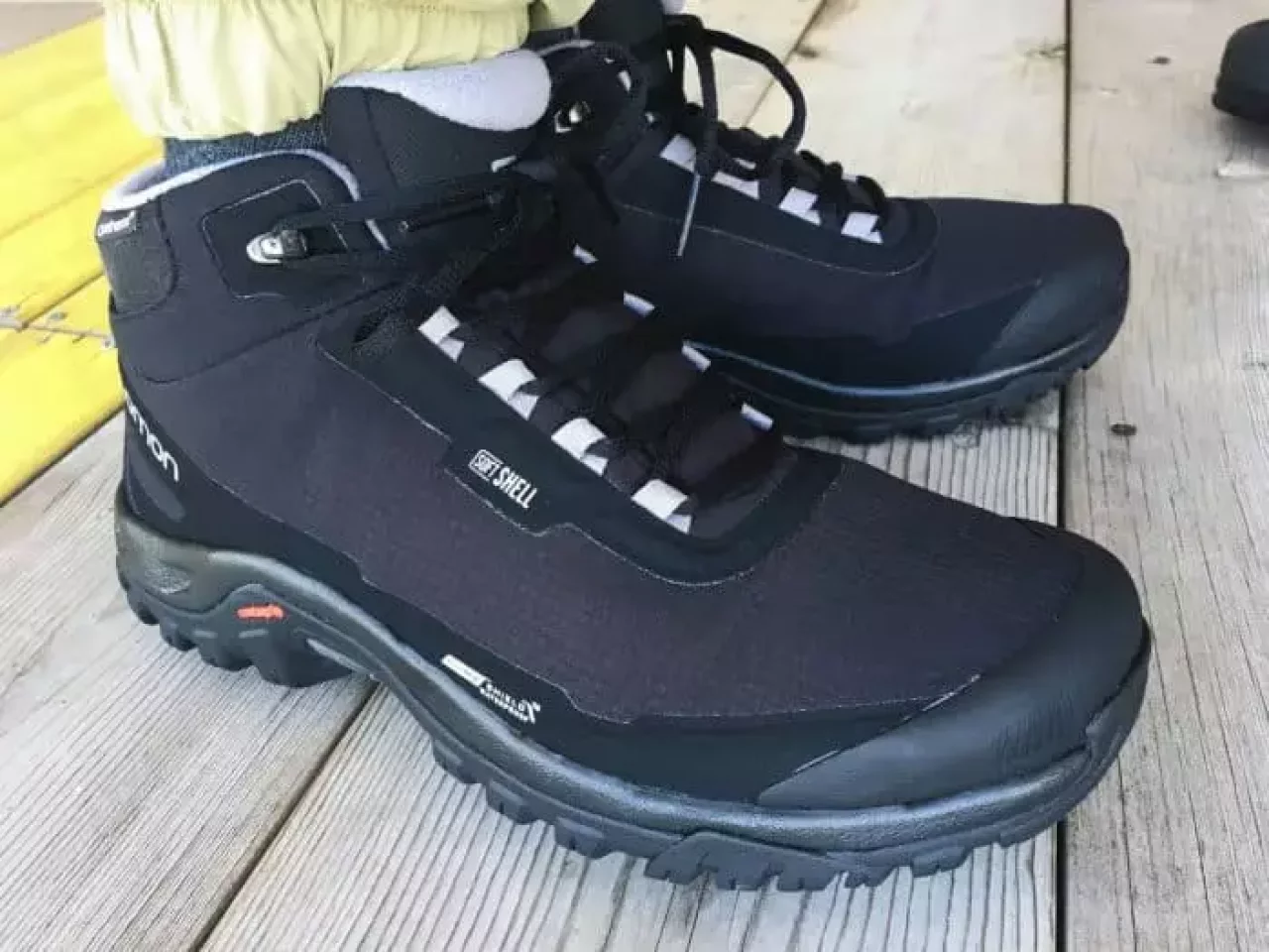 サロモン シェルター