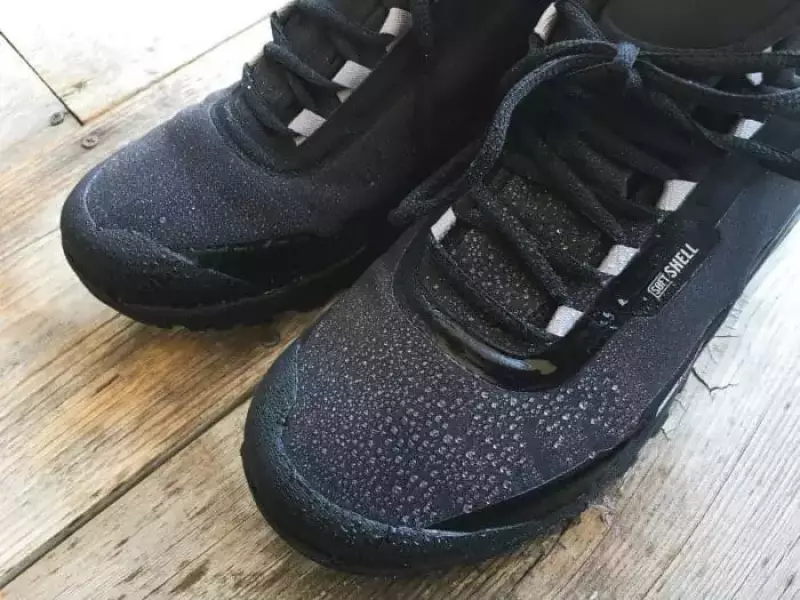 サロモン シェルターの防水性