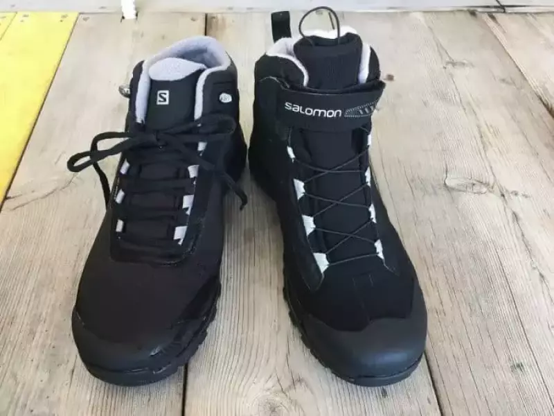 サロモン 冬 アウトドアシューズ
