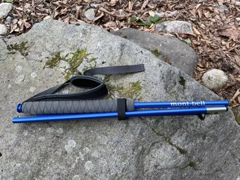 【レビュー】モンベル U.L.フォールディングポール-超軽量コンパクトに収納できる折りたたみ式ポール|トレッキングポール|登山ギア|山のモノ|登山・トレラン・山スキーマガジン「山旅旅」