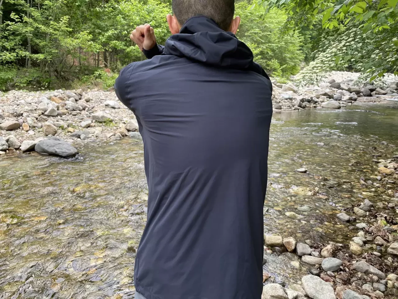 ラブ キネティックプラス レインジャケット ストレッチ性