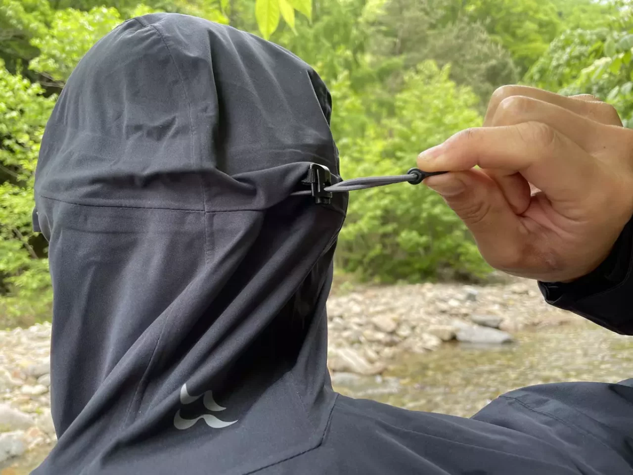 ラブ キネティックプラス レインジャケット フード