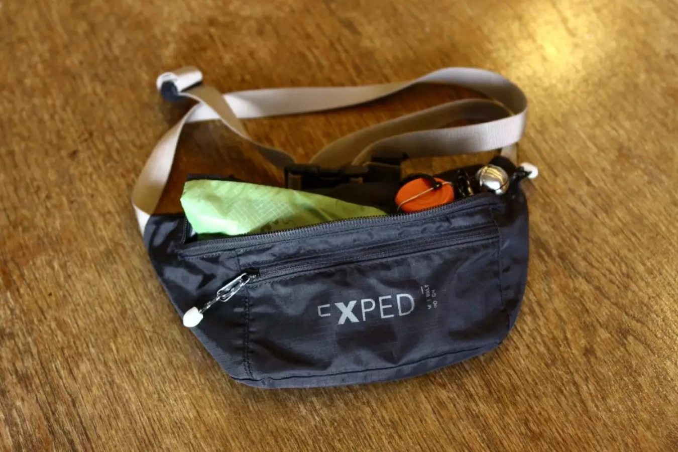 エクスペド ミニベルトポーチ サコッシュとして