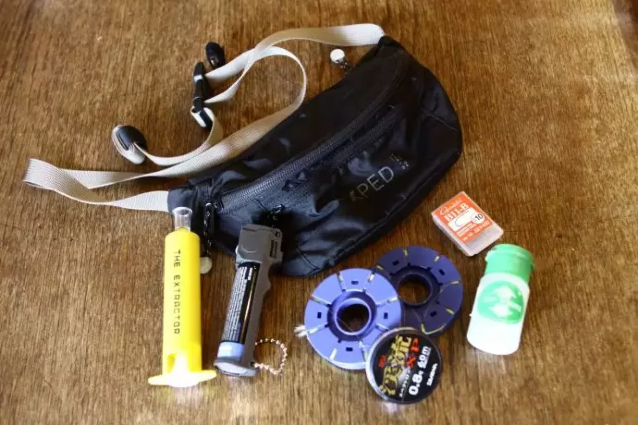 エクスペド『ミニベルトポーチ』に入れるもの