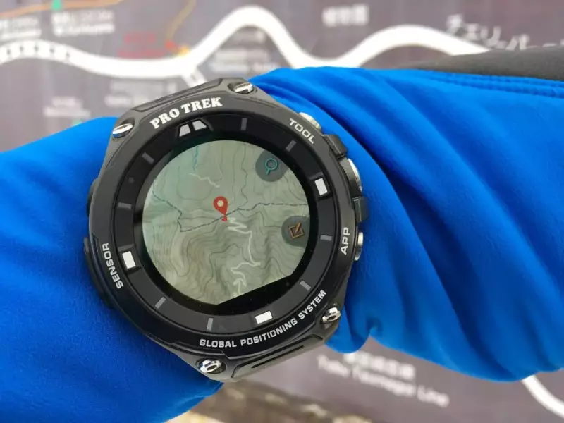 カシオ アウトドア スマートウォッチ