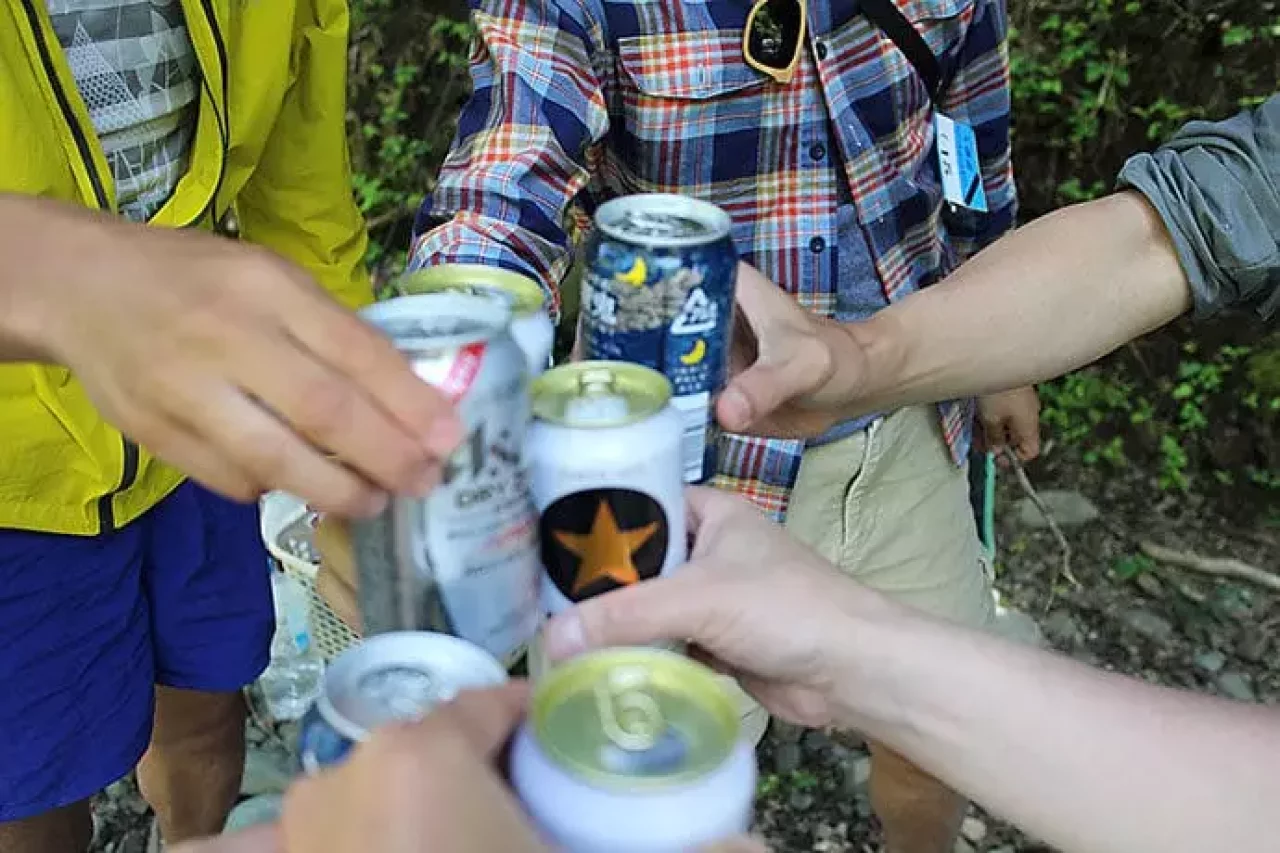 荒々しいマウンテカラ部