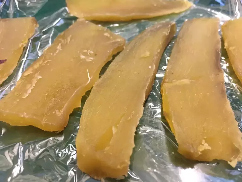 干すことでエネルギーも栄養価もアップする行動食 『干し芋』|行動食|山の食事・行動食|山のコト|登山・トレラン・山スキーマガジン「山旅旅」