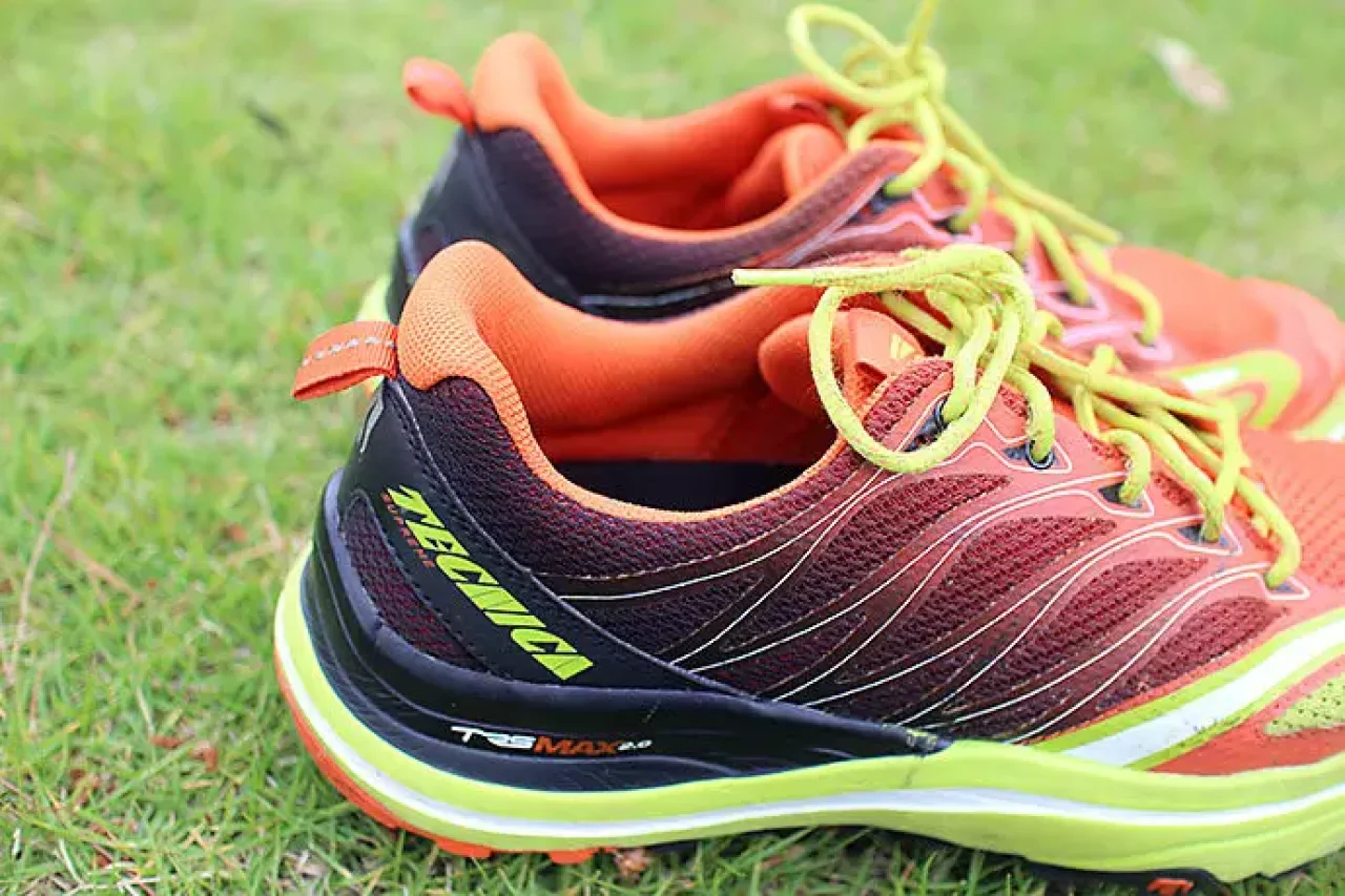 テクニカ スプリームマックス