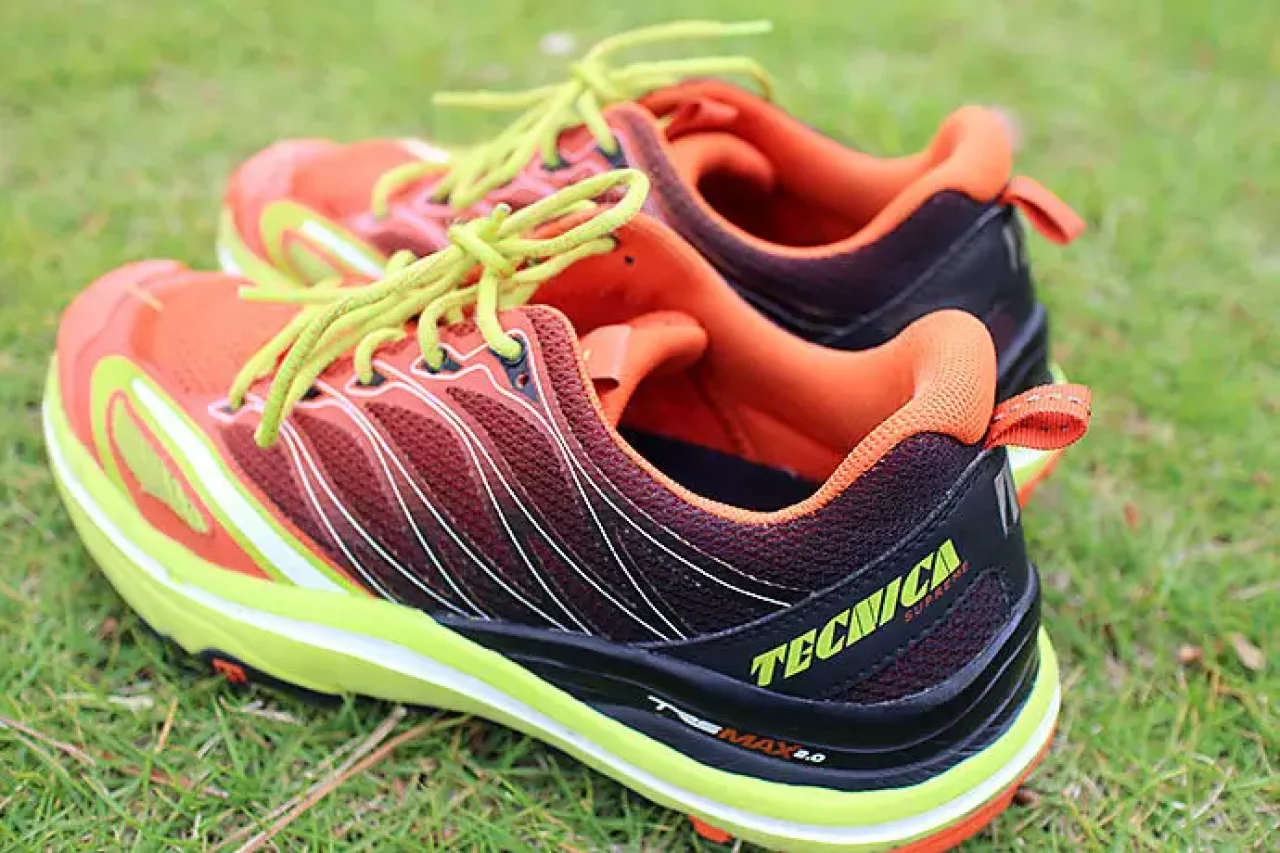 テクニカ スプリームマックス