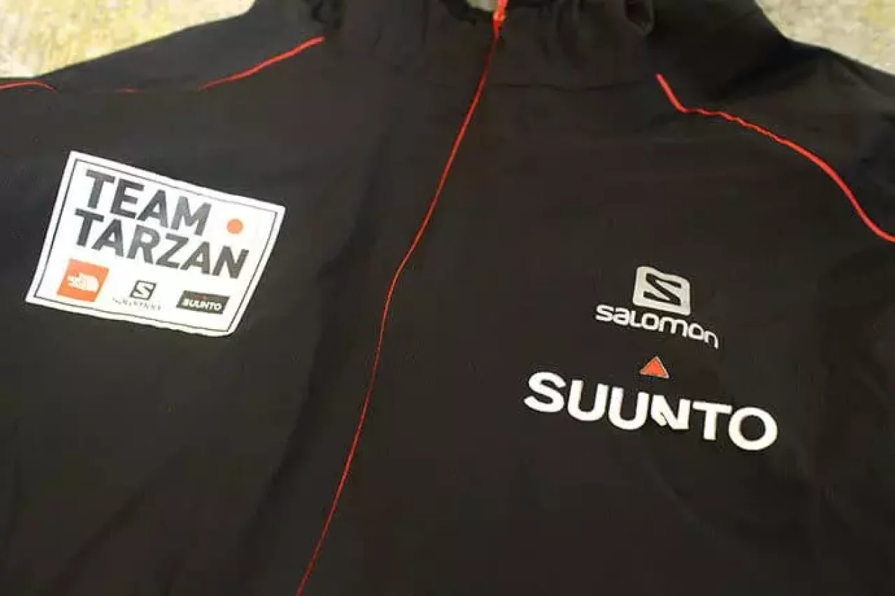 サロモン ハイブリットジャケット