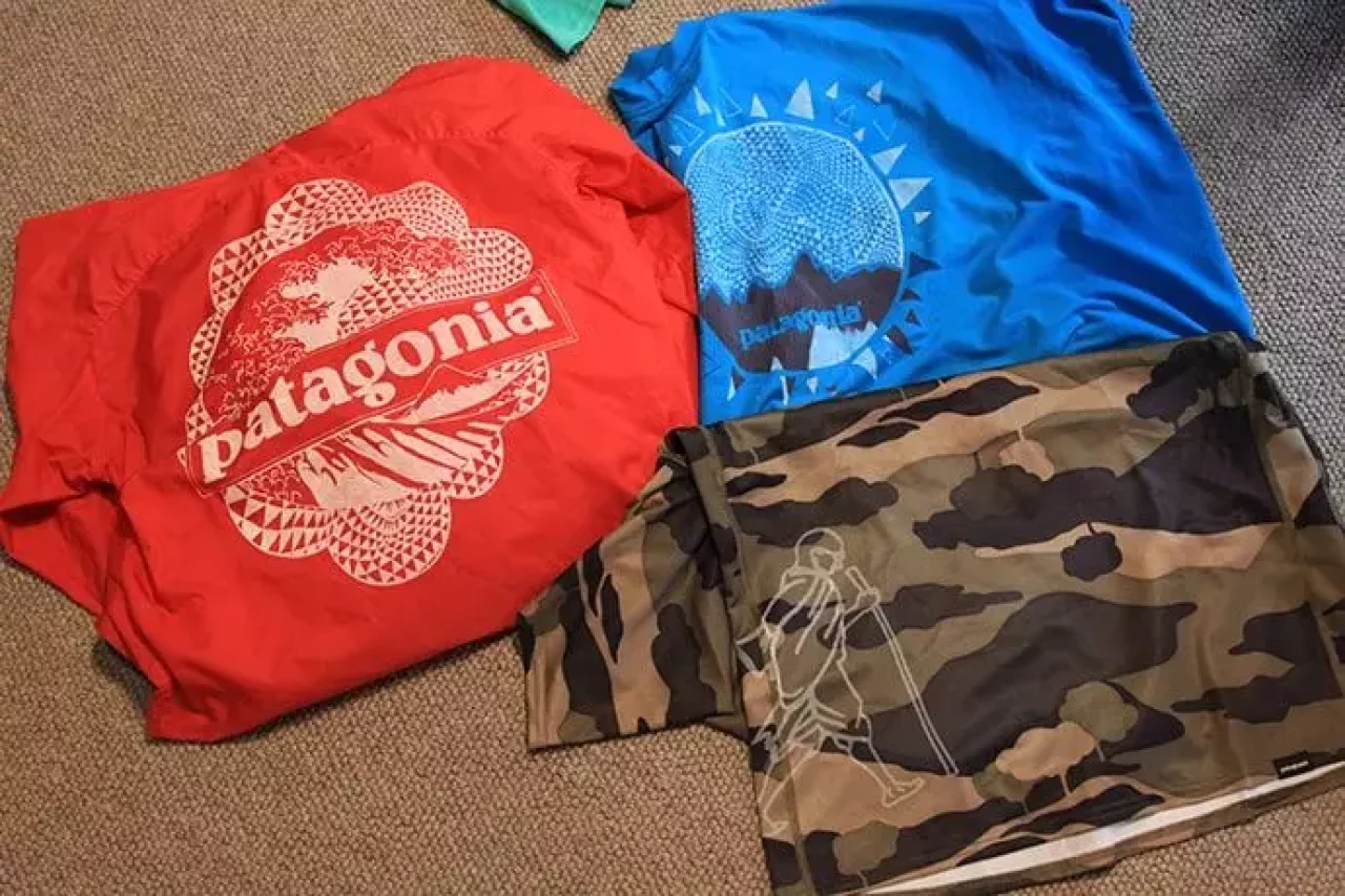 パタゴニアのTシャツに思い出をプラス