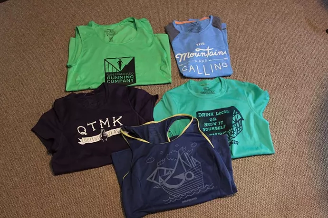 シルクスクリーンプリントのTシャツ デザインが魅力