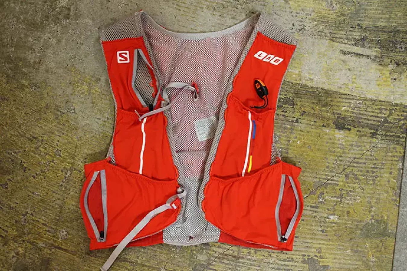 サロモン センス ウルトラセット ウルトラトレイルのザック