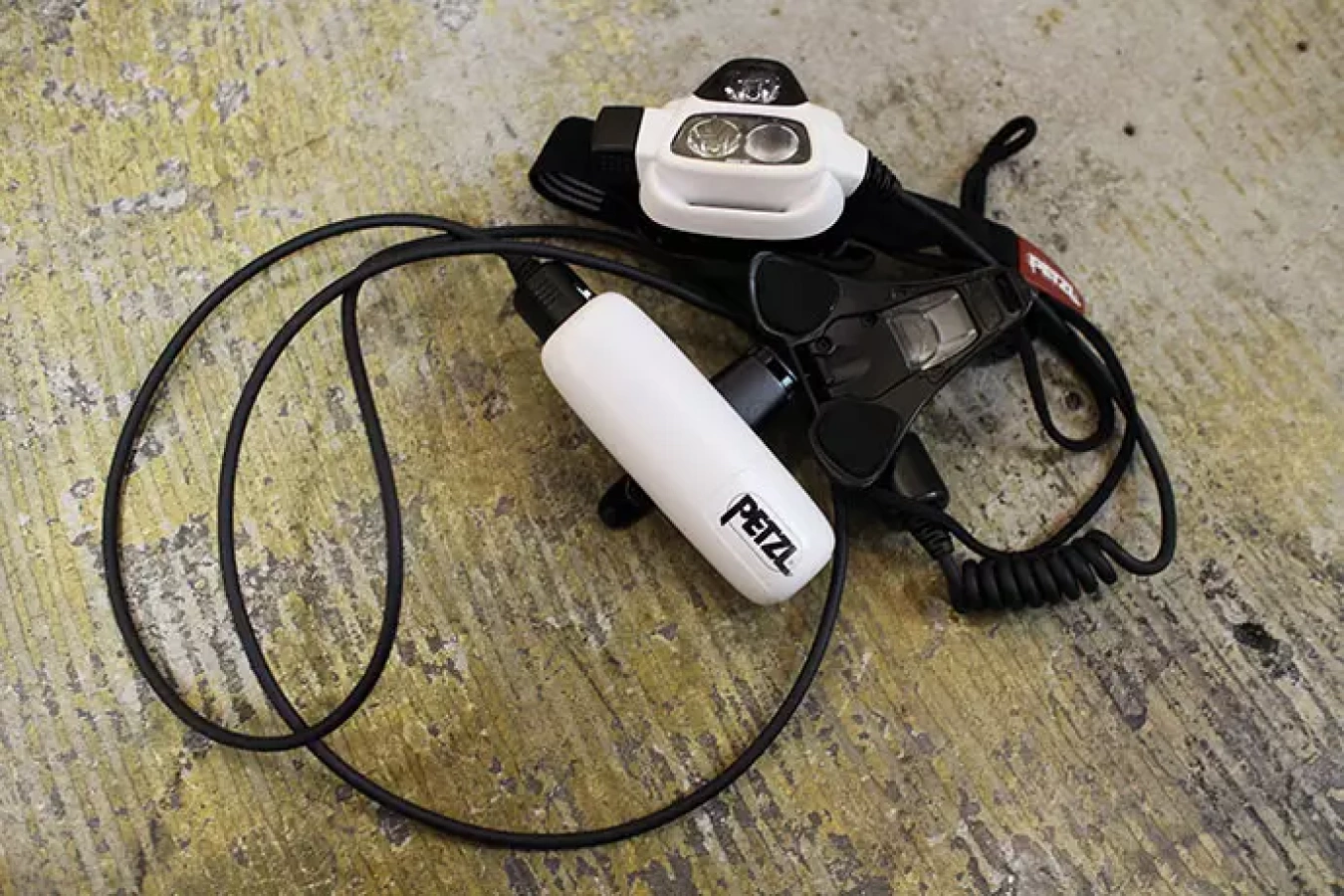 ペツル ナオ(NAO)明るいヘッドランプ