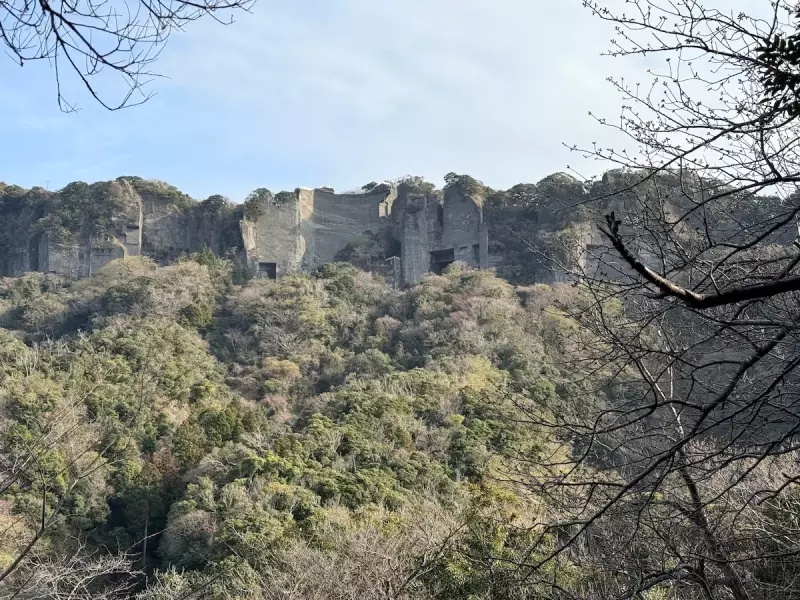 【日帰り登山】鋸山登山-初心者から楽しめる難易度別ルート紹介・役立つ情報徹底解説|ルート紹介から探す|登山・トレラン・山スキーマガジン「山旅旅」