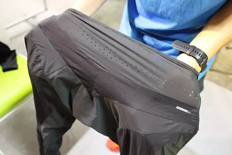 サロモン ハイブリットパンツ