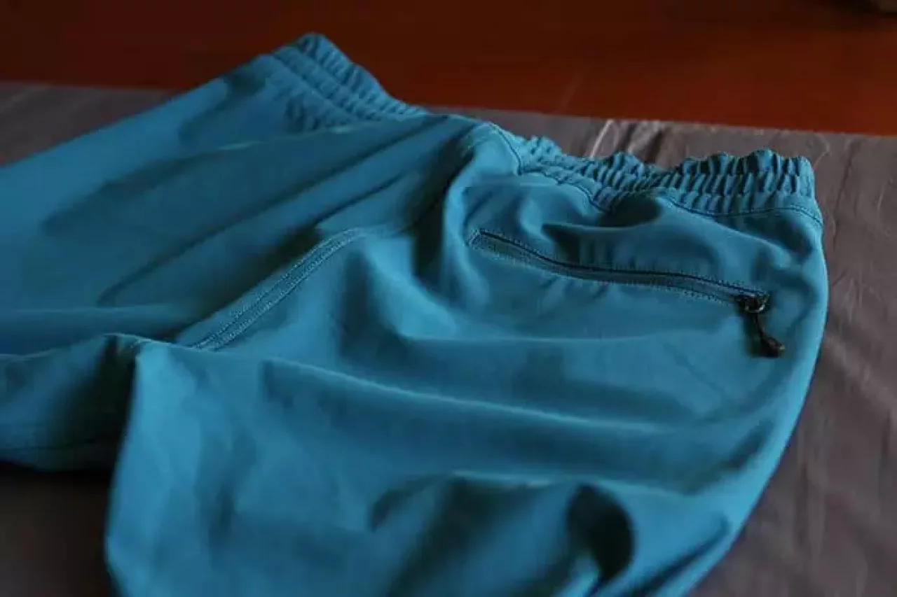 マウンテンハードウェア インディアンリッジパンツ