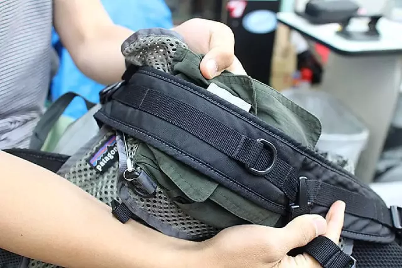 完全防水「パタゴニア ストームフロント・パック 」