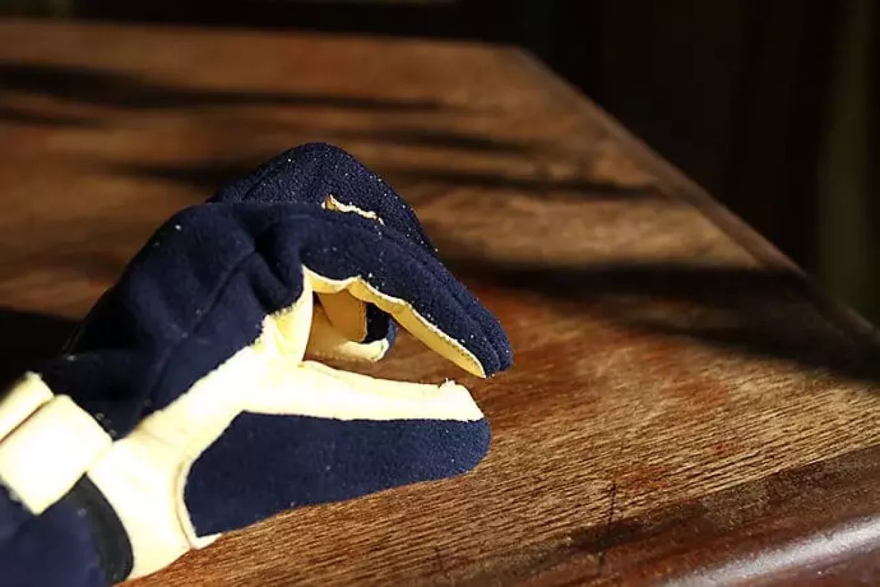 ヘストラグローブ ウィンド ストッパー アクティブ