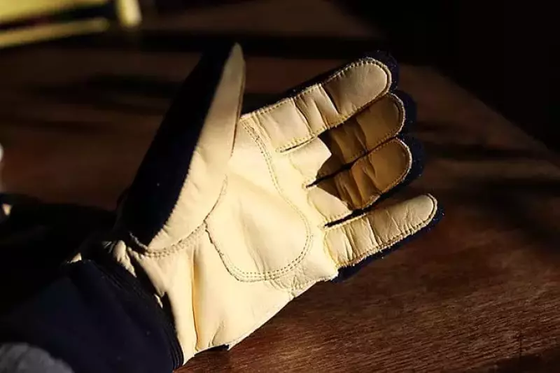 ヘストラグローブ ウィンド ストッパー アクティブ