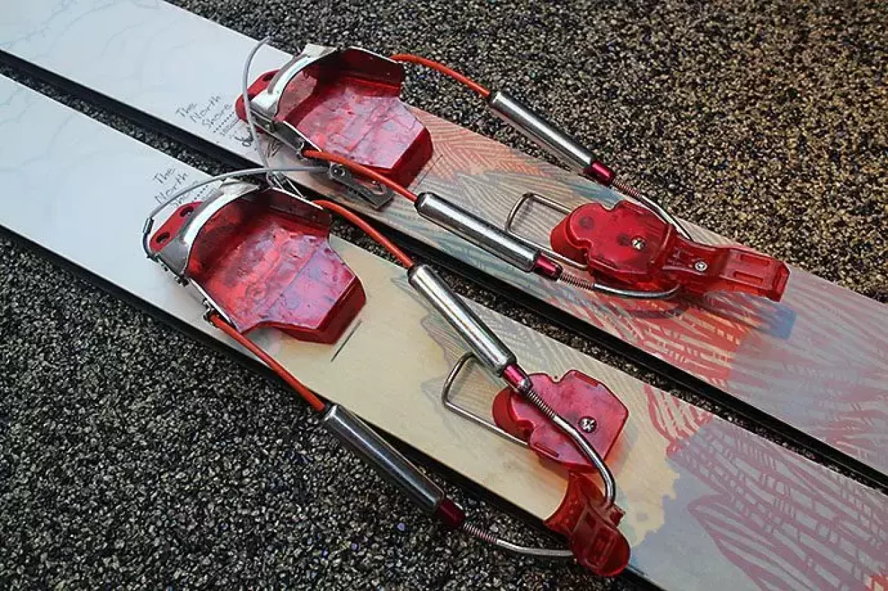 ビンディング「G3 タルガ」