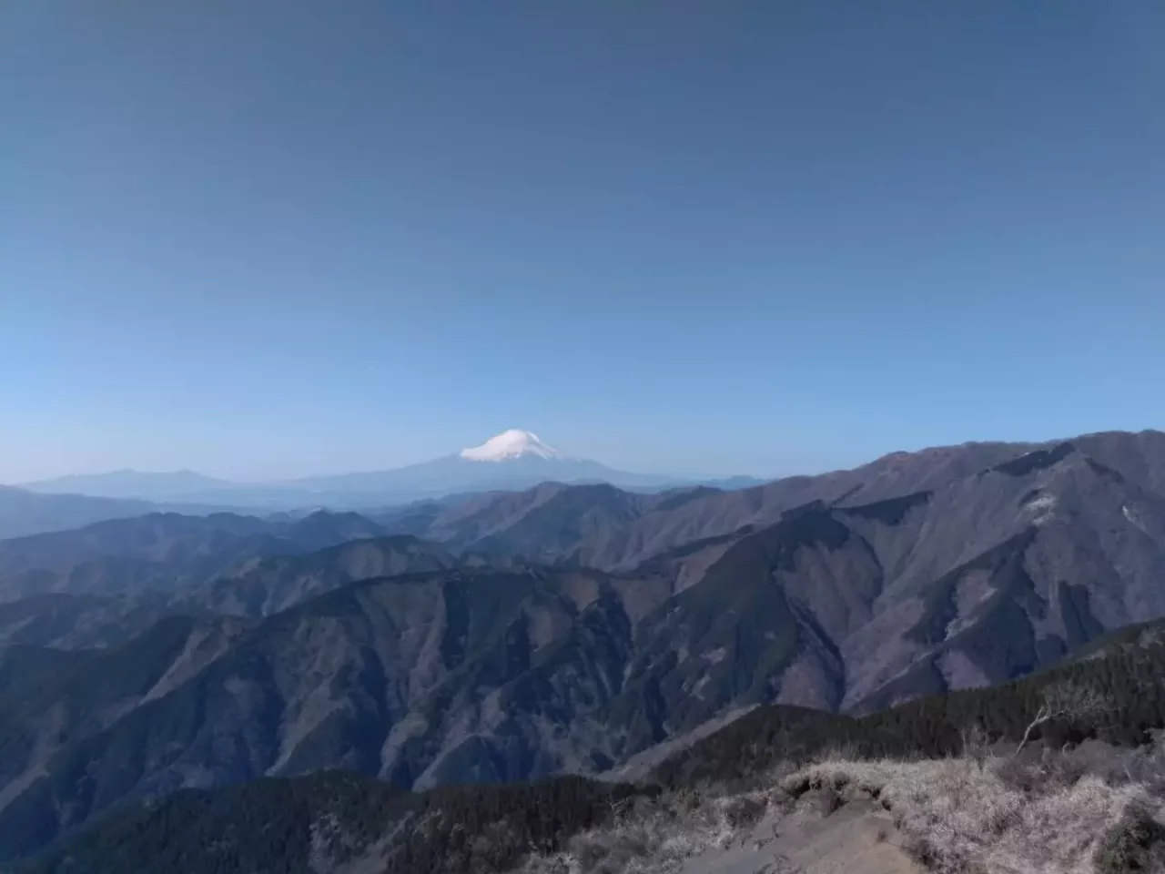 丹沢 三ノ塔 富士山