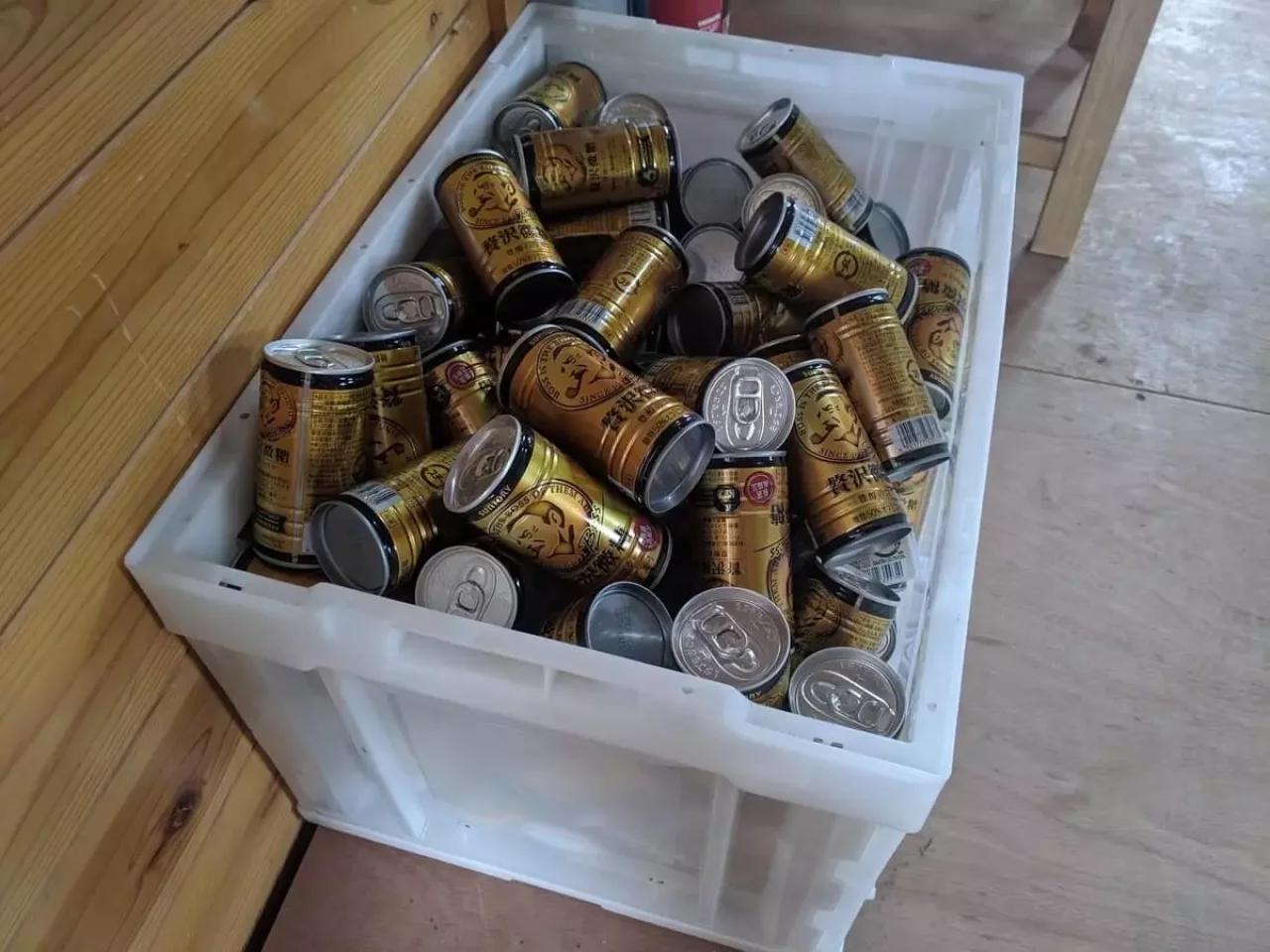 小河内岳避難小屋