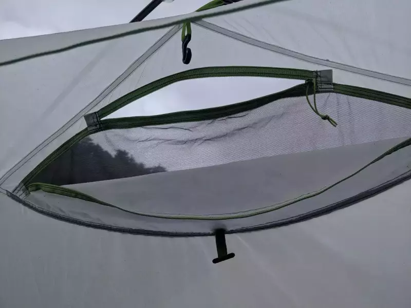 山岳用テントNEMO TANI1Pのベンチレーション