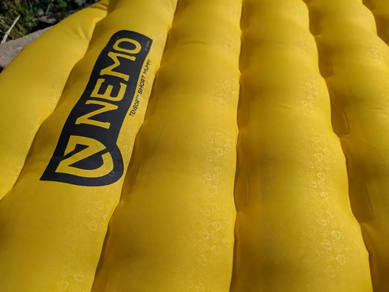 燕岳 テント泊 おすすめテントマット NEMOテンサーマミー