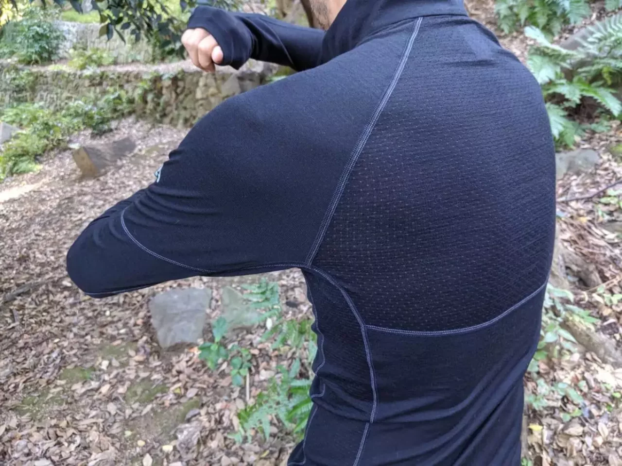 アイスブレーカー150ZONEハーフジップの良さ