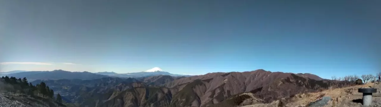 低山 おすすめ 塔ノ岳 三ノ塔から表尾根を望む