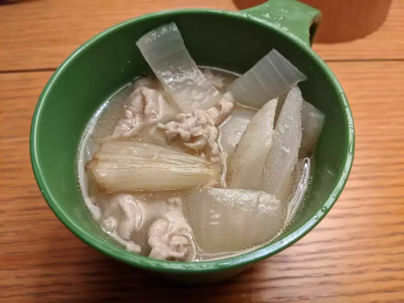 山ごはんに味噌にこだわったとん汁を楽しむ