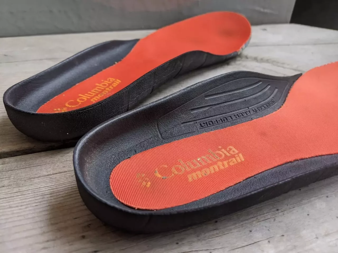 トレイルランシューズCOLUMBIA MONTRAIL F.K.T.のソックライナー