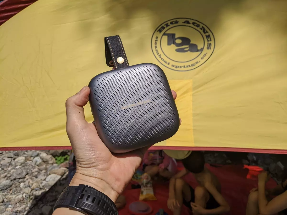 【レビュー】キャンプで使えるBluetoothスピーカー