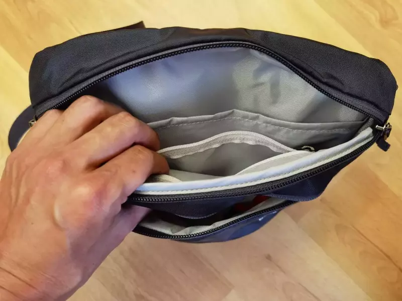 アークテリクス マンティス2のポケット