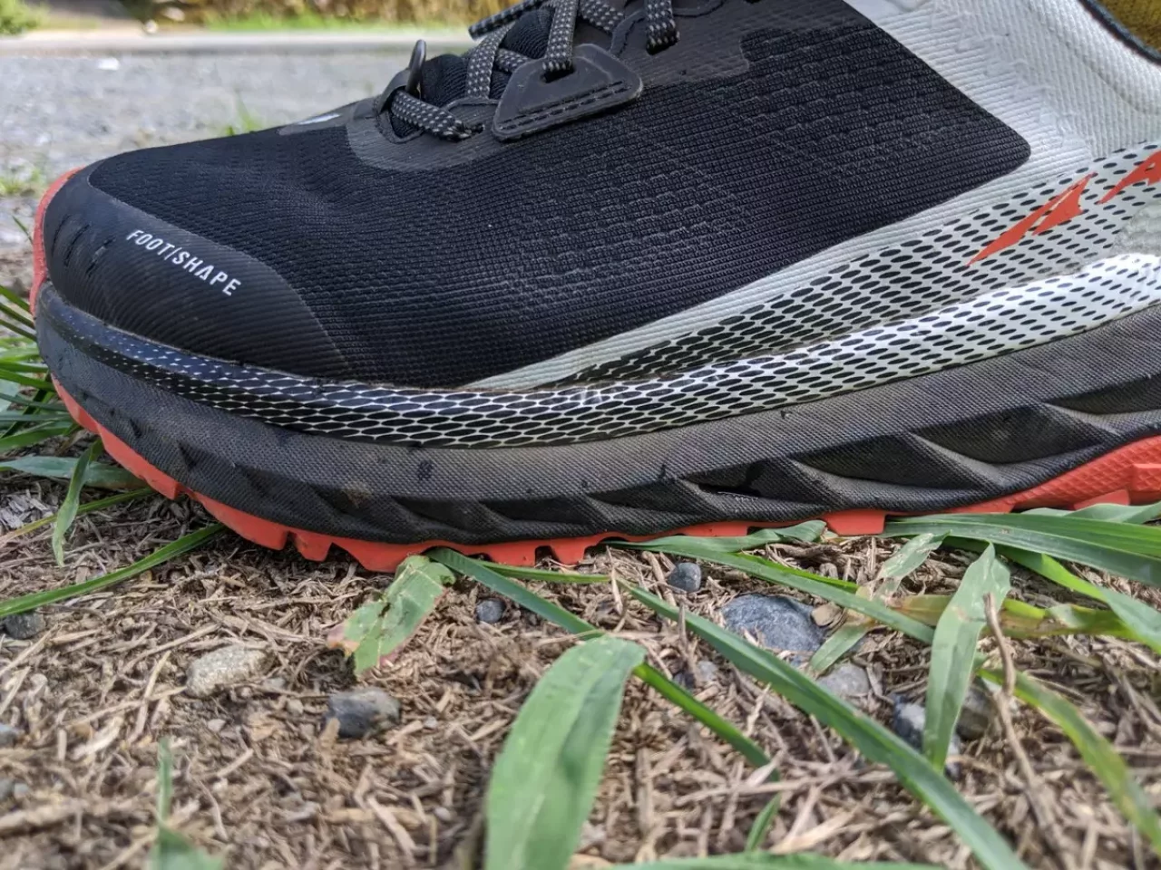 アルトラはすべてのシューズがゼロドロップ