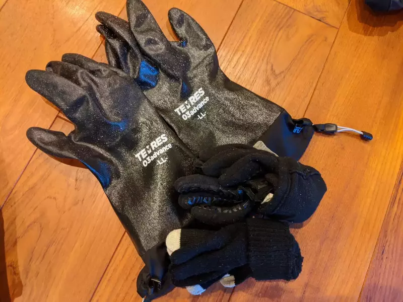 ムレにくく軽い防水グローブTEMRES 03advance