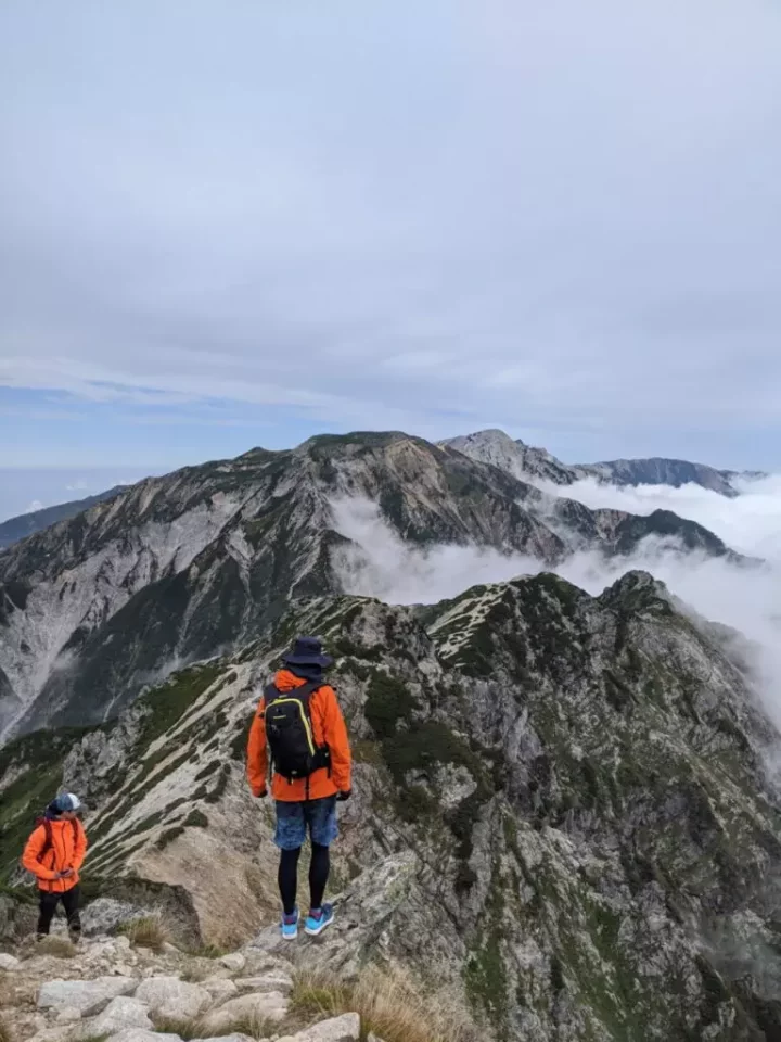 唐松岳の登山が人気の理由 後立山連峰の玄関口