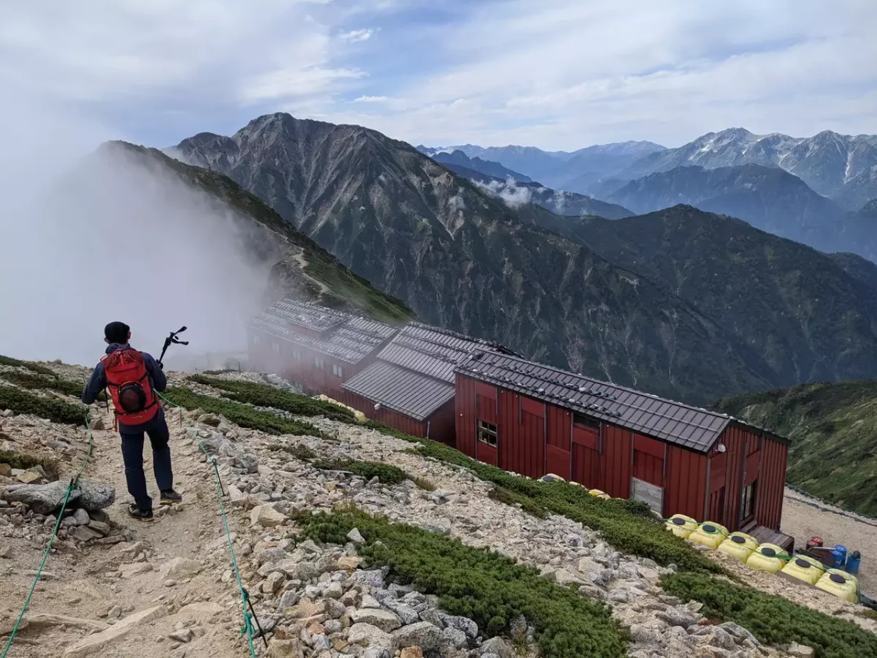 唐松岳頂上山荘