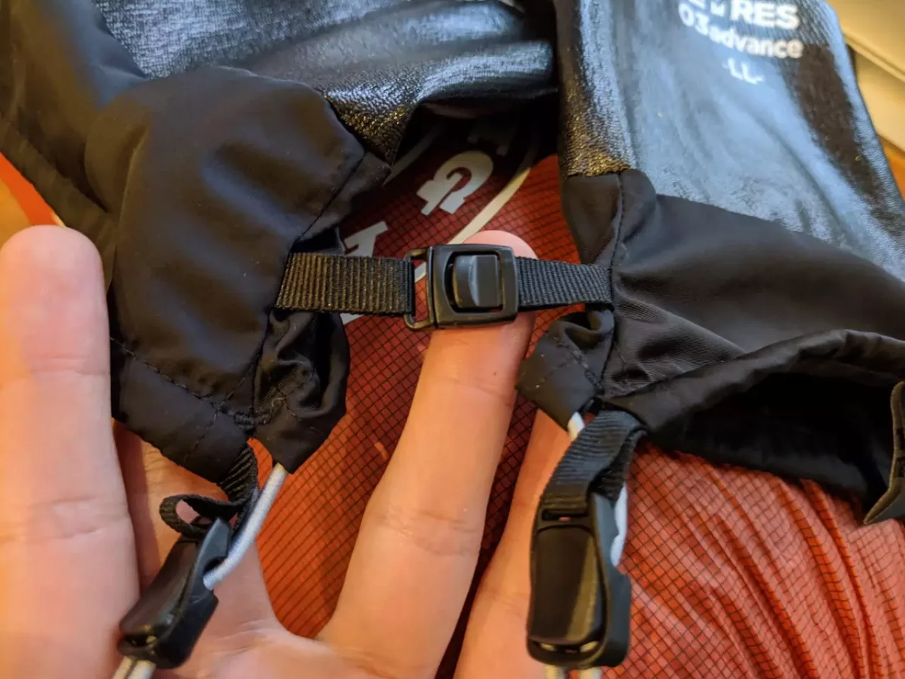 ムレにくく軽い防水グローブTEMRES 03advance