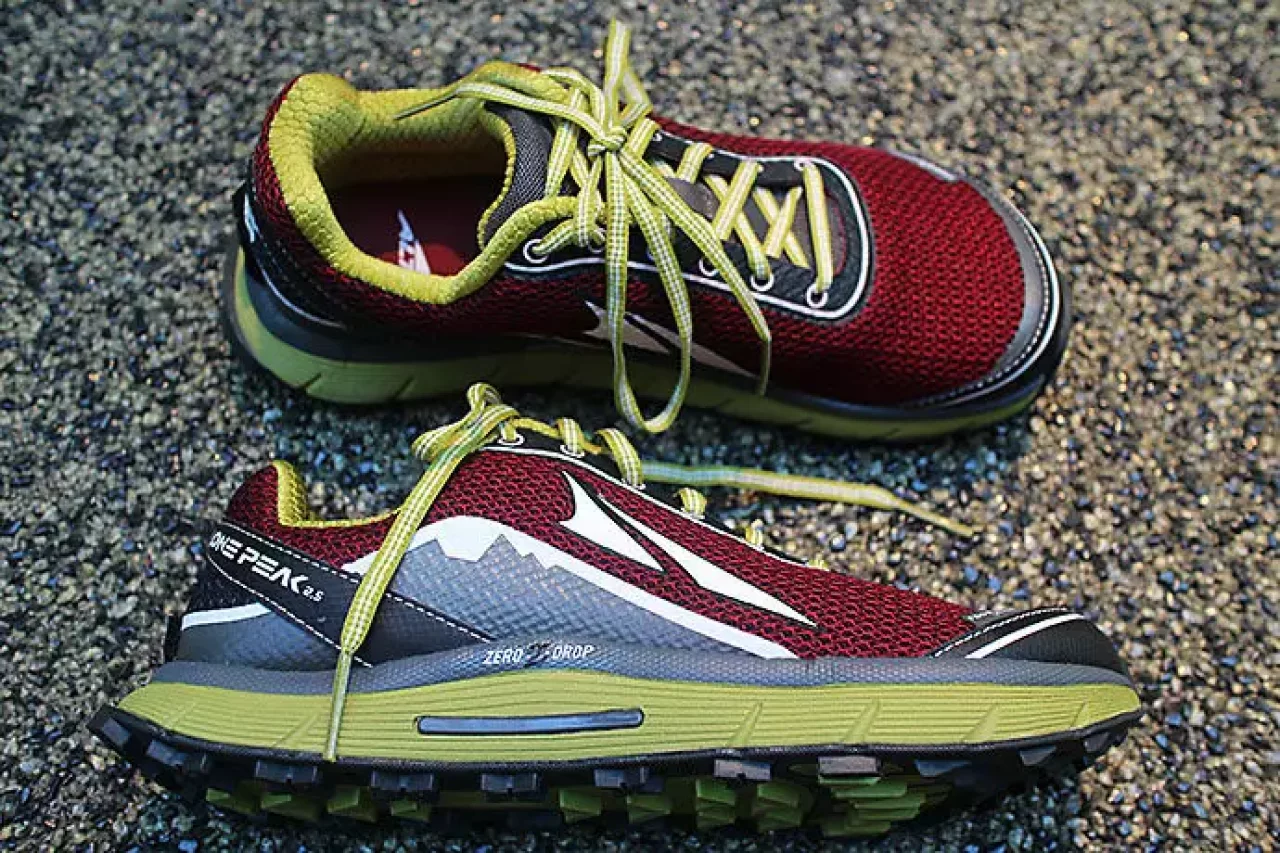 アルトラ ローンピーク