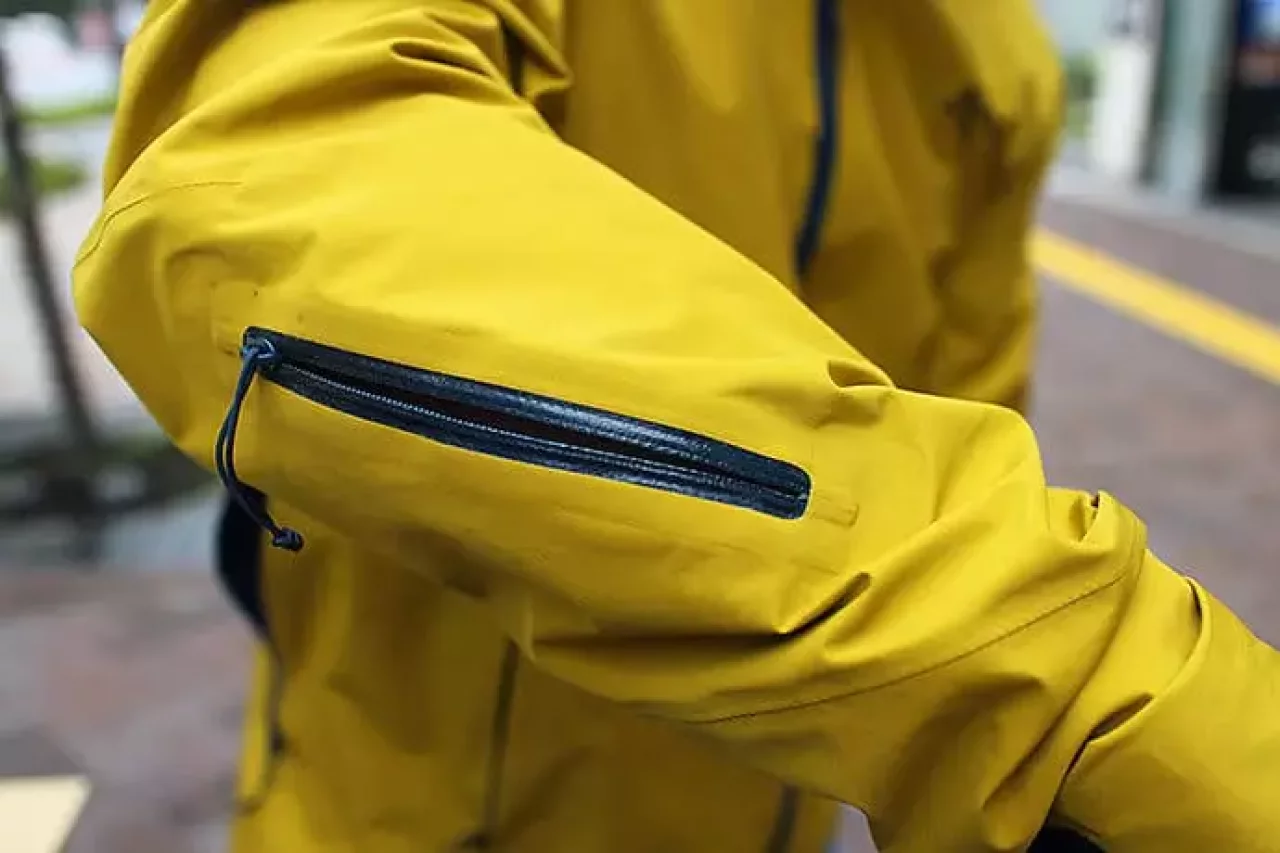 7mesh(セブンメッシュ) レベレーションジャケット