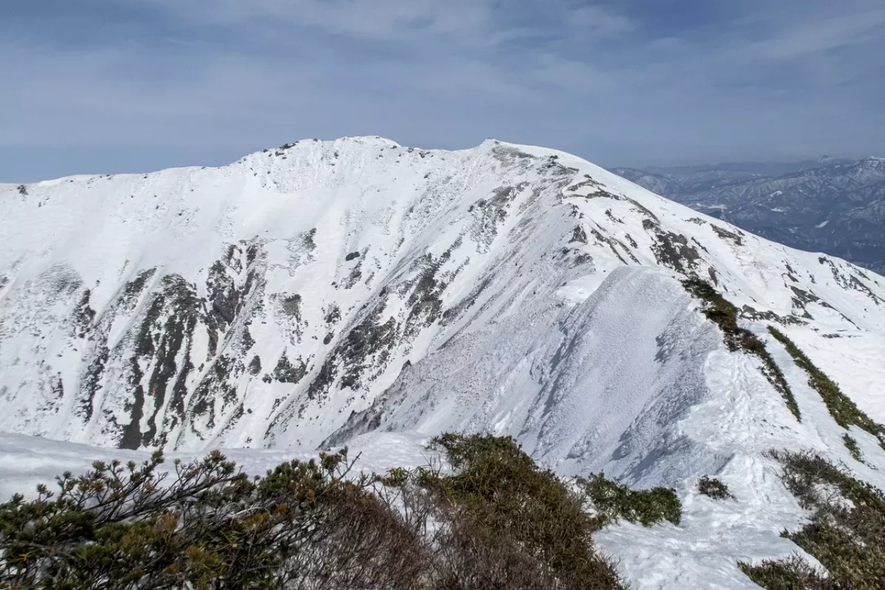 四季折々に楽しめる谷川岳
