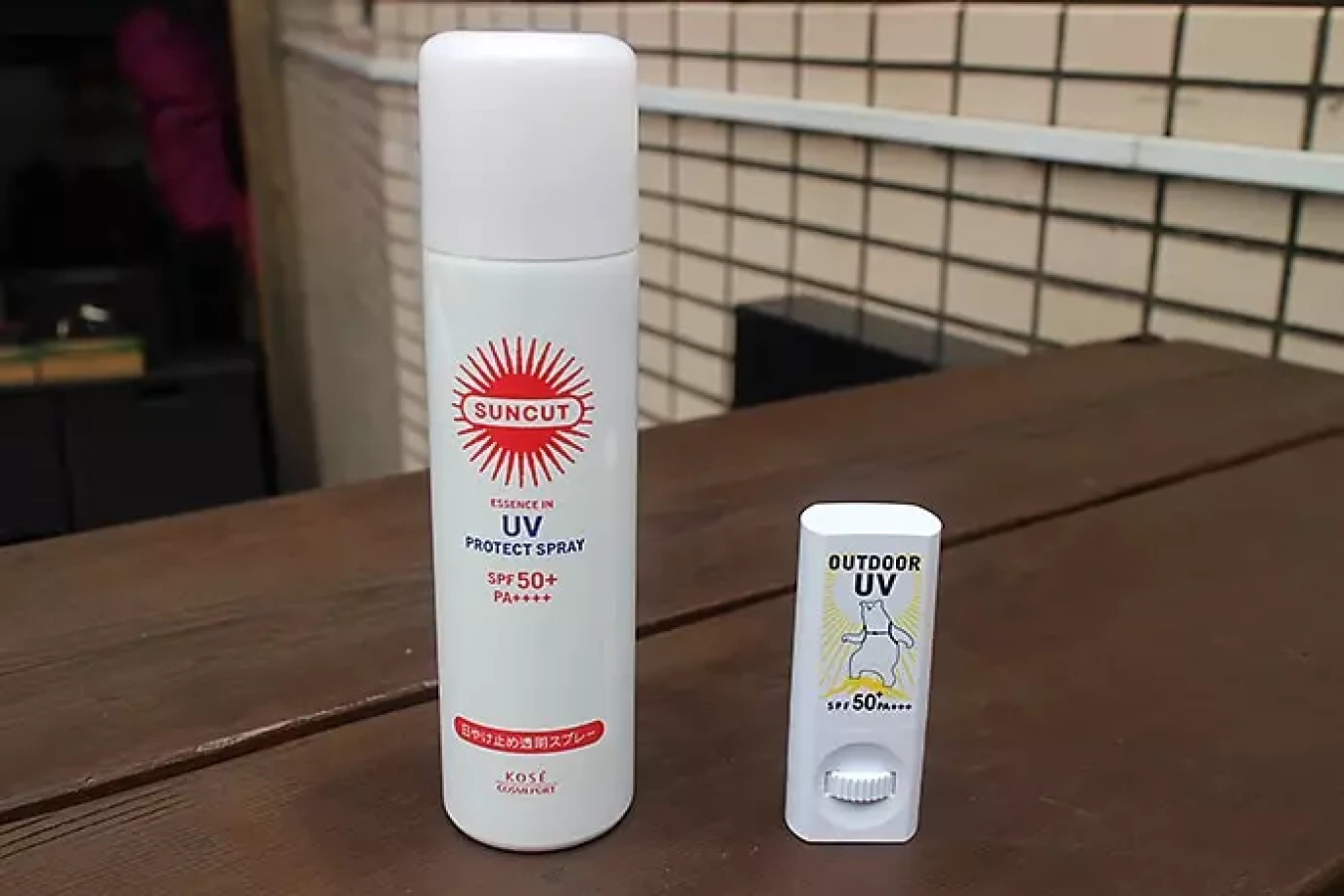 KOSEサンカット&アウトドアUV 上手に使い分けて日焼け予防