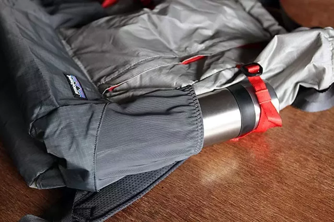 パタゴニア ライトウェイト・トラベルトートパック22